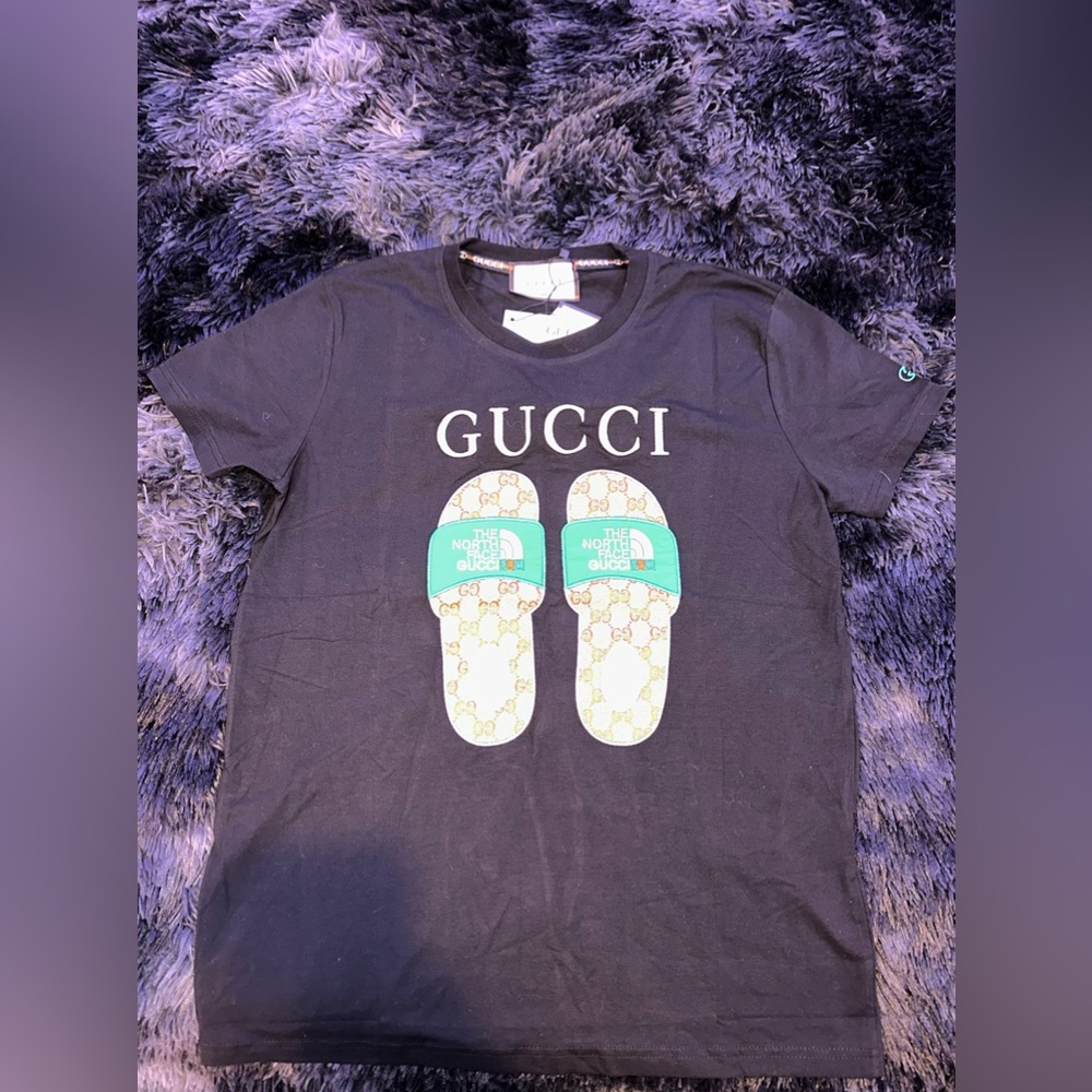 Men’s Cotton Gucci X The North Face collection T shirt. Size M